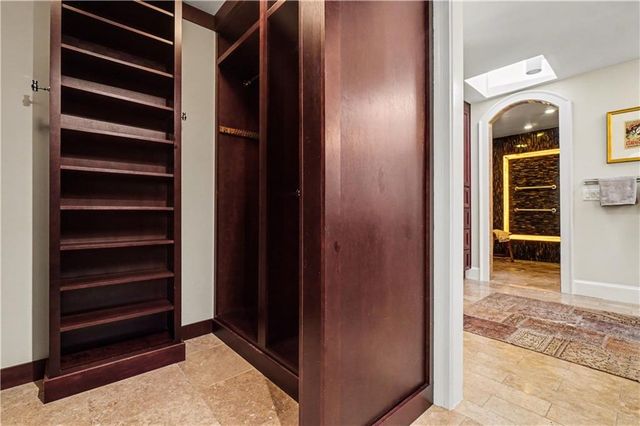 887 Berkshire NE Road, Atlanta, GA 30324