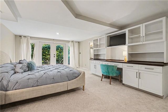 887 Berkshire NE Road, Atlanta, GA 30324