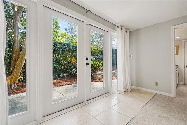 887 Berkshire NE Road, Atlanta, GA 30324