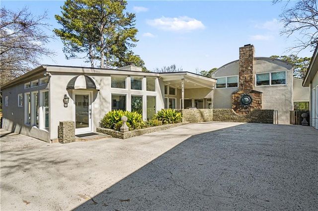 887 Berkshire NE Road, Atlanta, GA 30324