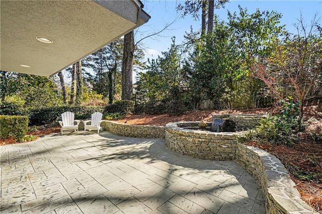 887 Berkshire NE Road, Atlanta, GA 30324