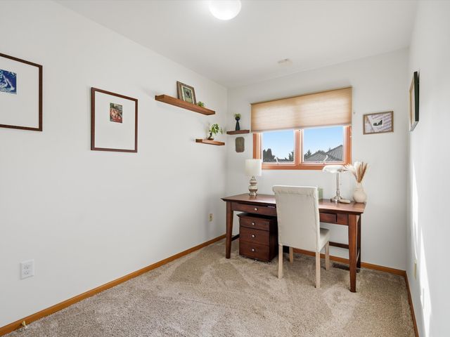 555 Sycamore Circle, Saline City, MI 48176