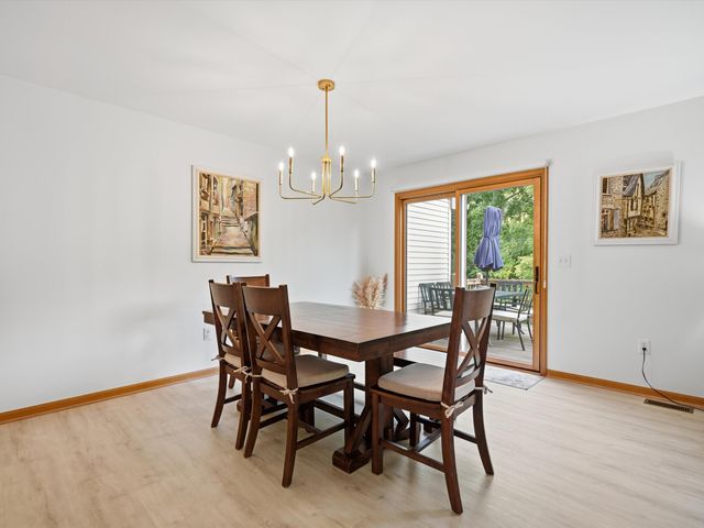 555 Sycamore Circle, Saline City, MI 48176