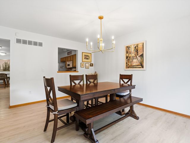 555 Sycamore Circle, Saline City, MI 48176
