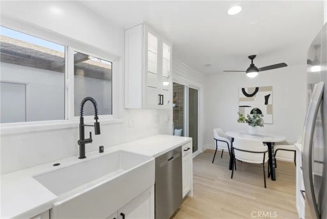 157 Yorktown, Costa Mesa, CA 92626