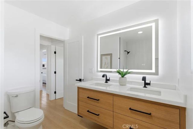 157 Yorktown, Costa Mesa, CA 92626