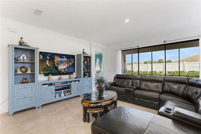 10930 WENDOVER DRIVE, Palmetto, FL 34221