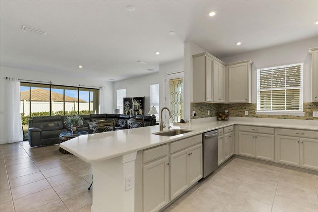 10930 WENDOVER DRIVE, Palmetto, FL 34221