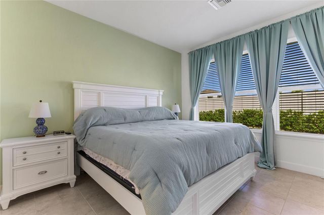 10930 WENDOVER DRIVE, Palmetto, FL 34221