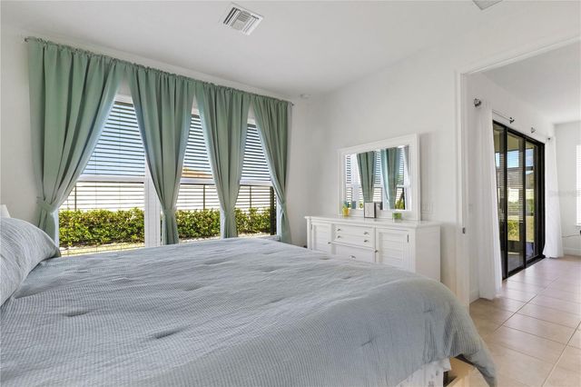 10930 WENDOVER DRIVE, Palmetto, FL 34221