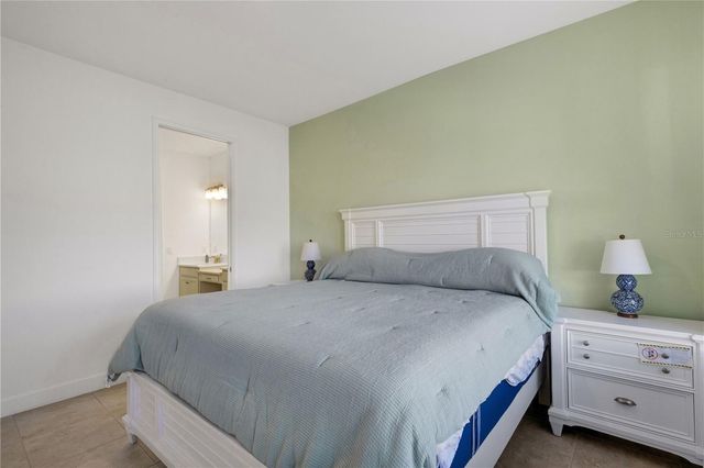 10930 WENDOVER DRIVE, Palmetto, FL 34221