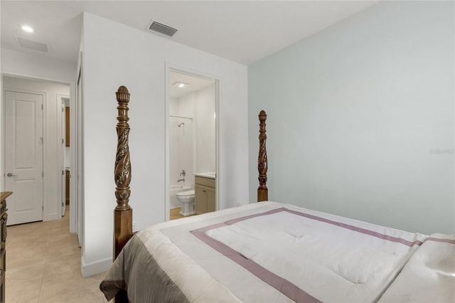 10930 WENDOVER DRIVE, Palmetto, FL 34221