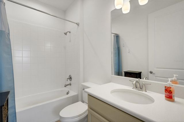 10930 WENDOVER DRIVE, Palmetto, FL 34221