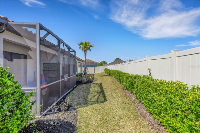 10930 WENDOVER DRIVE, Palmetto, FL 34221