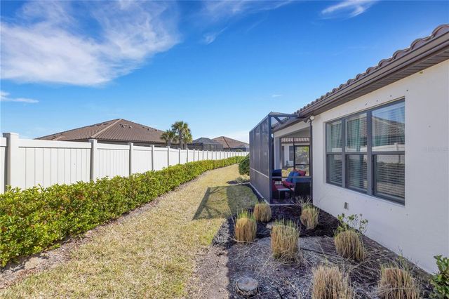 10930 WENDOVER DRIVE, Palmetto, FL 34221