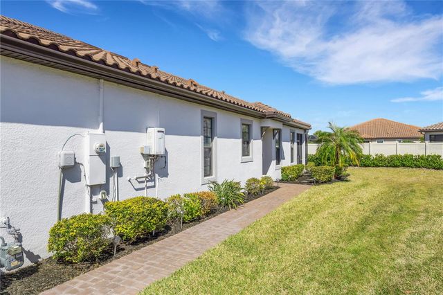 10930 WENDOVER DRIVE, Palmetto, FL 34221