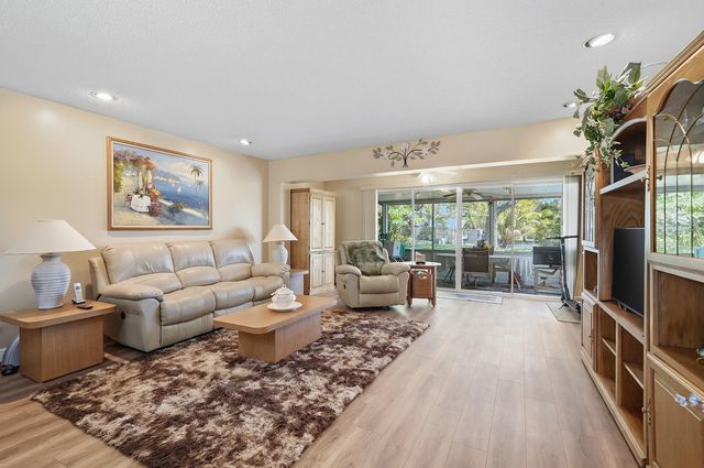 1840 NW 13th Street 102, Delray Beach, FL 33445