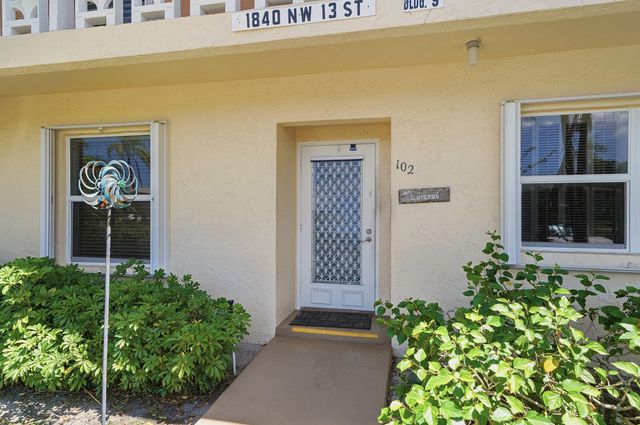 1840 NW 13th Street 102, Delray Beach, FL 33445