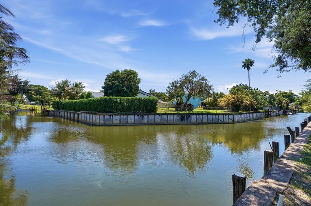 1840 NW 13th Street 102, Delray Beach, FL 33445