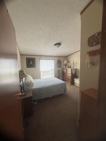 6704 Mill Stream Lane, Lansing, MI 48911