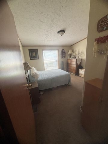 6704 Mill Stream Lane, Lansing, MI 48911