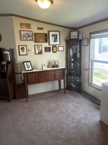 6704 Mill Stream Lane, Lansing, MI 48911