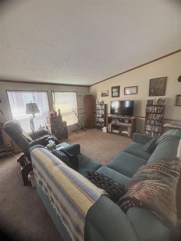 6704 Mill Stream Lane, Lansing, MI 48911