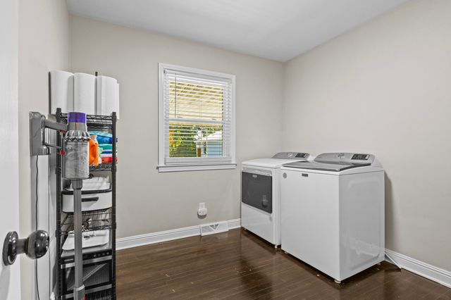 626 Nakomi Drive, Lexington, KY 40503