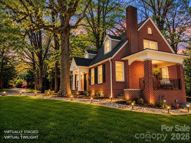 625 4th Street Drive NW, Hickory, NC 28601