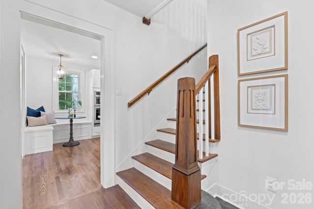 625 4th Street Drive NW, Hickory, NC 28601