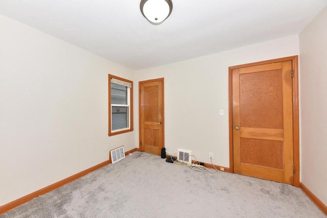 4622 N 19th STREET, Milwaukee, WI 53209