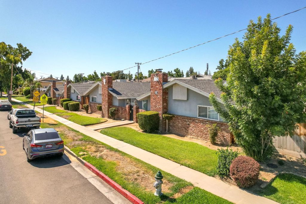 3365 E Fairmont Avenue, Fresno, CA 93726
