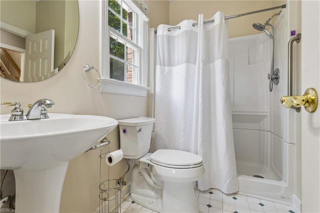 20711 Creekside DR, Smithfield, VA 23430
