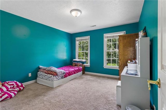20711 Creekside DR, Smithfield, VA 23430