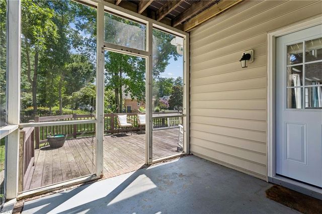 20711 Creekside DR, Smithfield, VA 23430