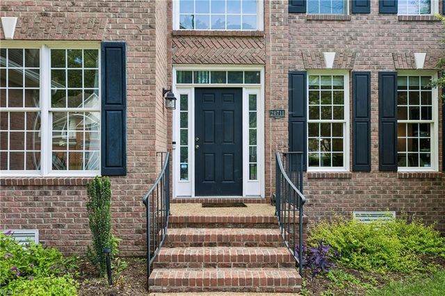 20711 Creekside DR, Smithfield, VA 23430