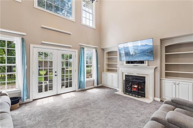 20711 Creekside DR, Smithfield, VA 23430