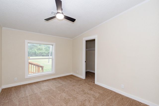 10023 S Country Drive, Alvin, TX 77511