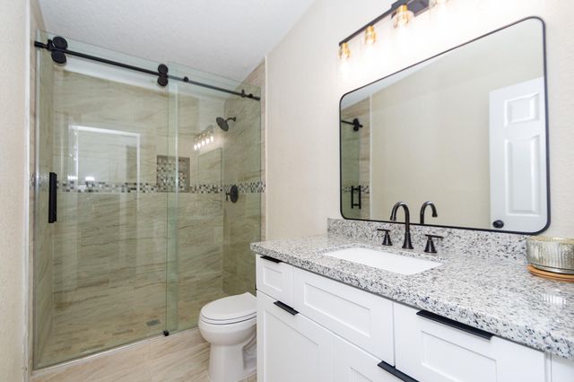 10023 S Country Drive, Alvin, TX 77511