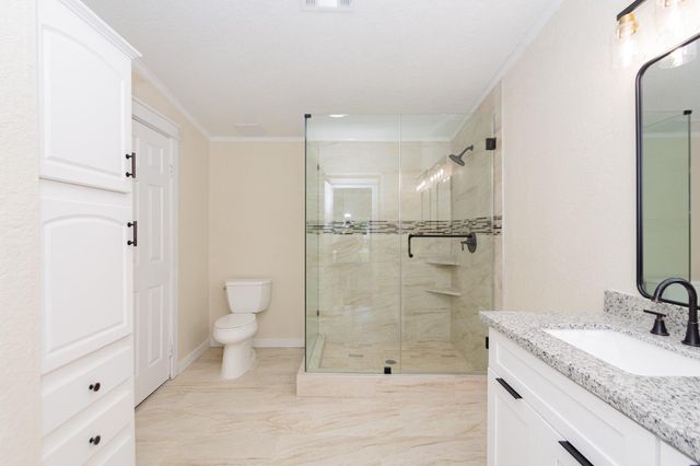 10023 S Country Drive, Alvin, TX 77511