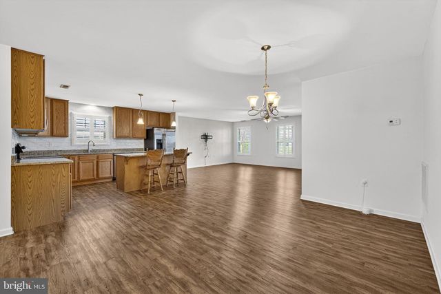 35 COTSWOLD LN, Falling Waters, WV 25419
