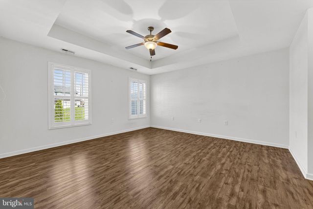 35 COTSWOLD LN, Falling Waters, WV 25419