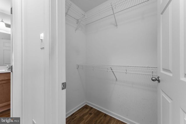 35 COTSWOLD LN, Falling Waters, WV 25419