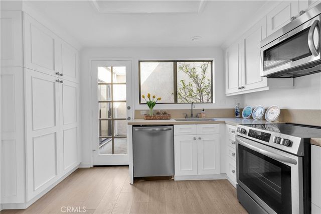 94 Smokestone, Irvine, CA 92614