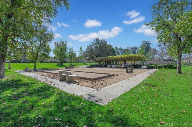 94 Smokestone, Irvine, CA 92614