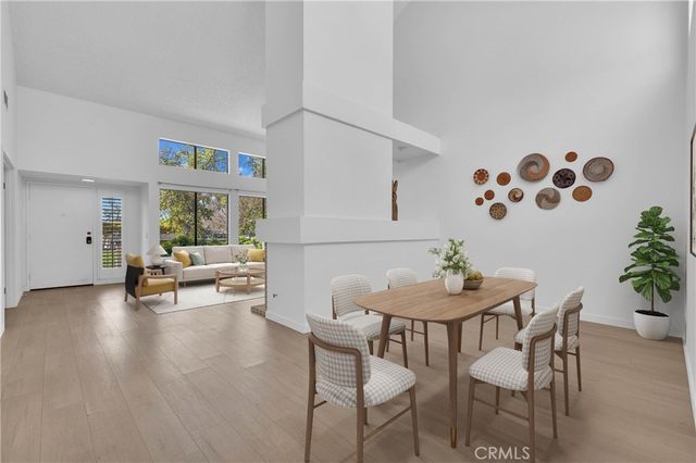 94 Smokestone, Irvine, CA 92614