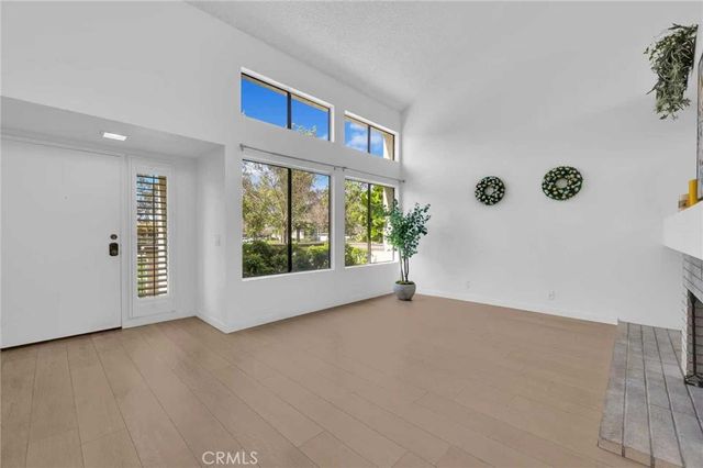 94 Smokestone, Irvine, CA 92614