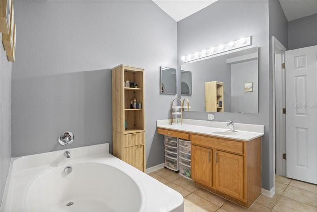 673 RED PEPPER LOOP, Chuluota, FL 32766