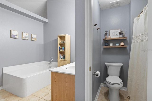 673 RED PEPPER LOOP, Chuluota, FL 32766