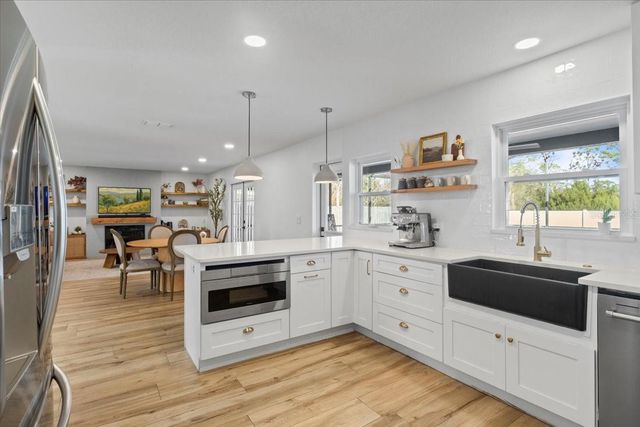 673 RED PEPPER LOOP, Chuluota, FL 32766